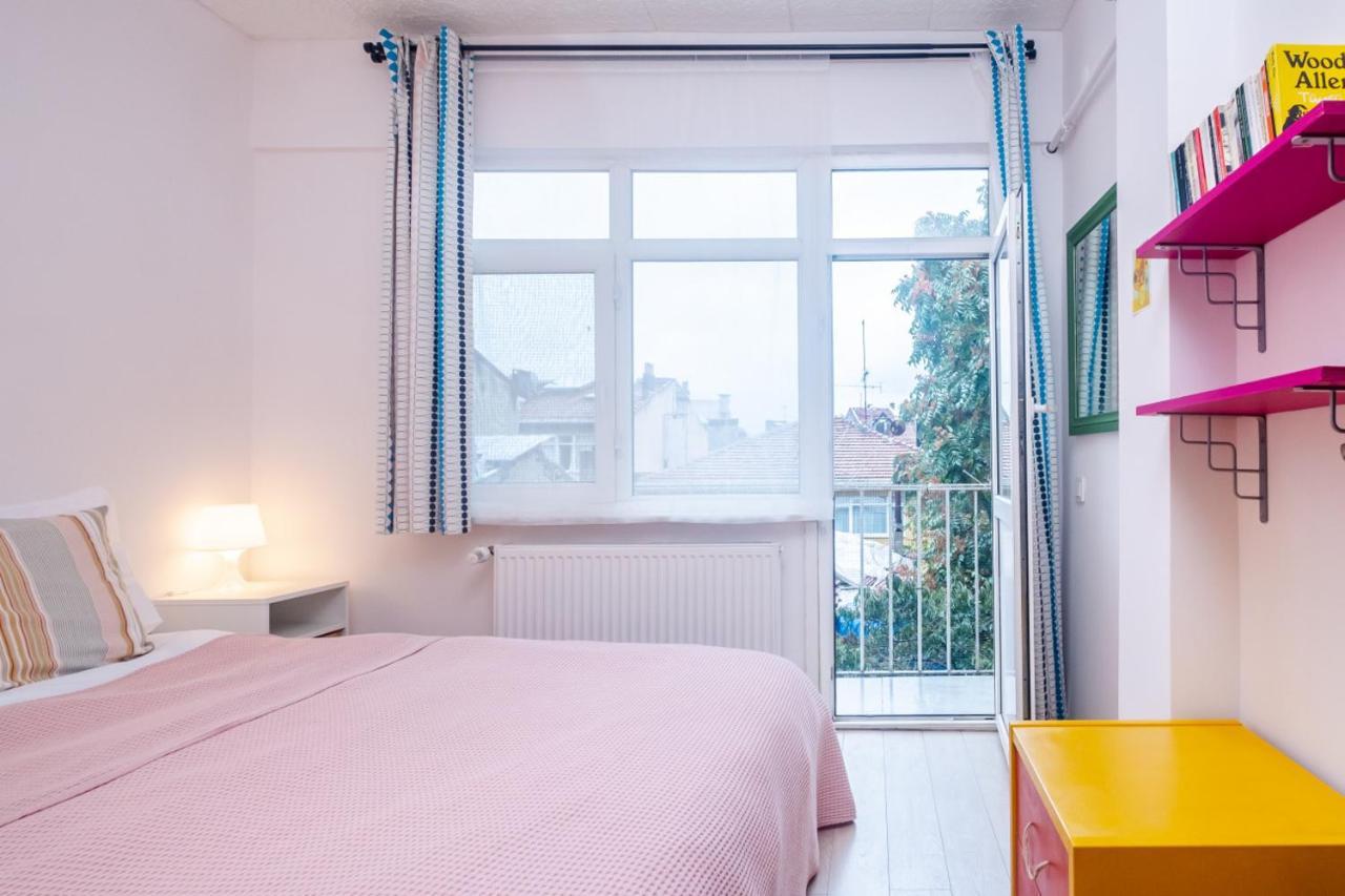 Flat With Balcony Near Bull Statue In Kadikoy Apartment Istanbul Exterior photo